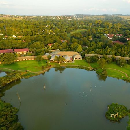 Irene Country Lodge, Autograph Collection Centurion Luaran gambar Aerial view of the clubhouse
