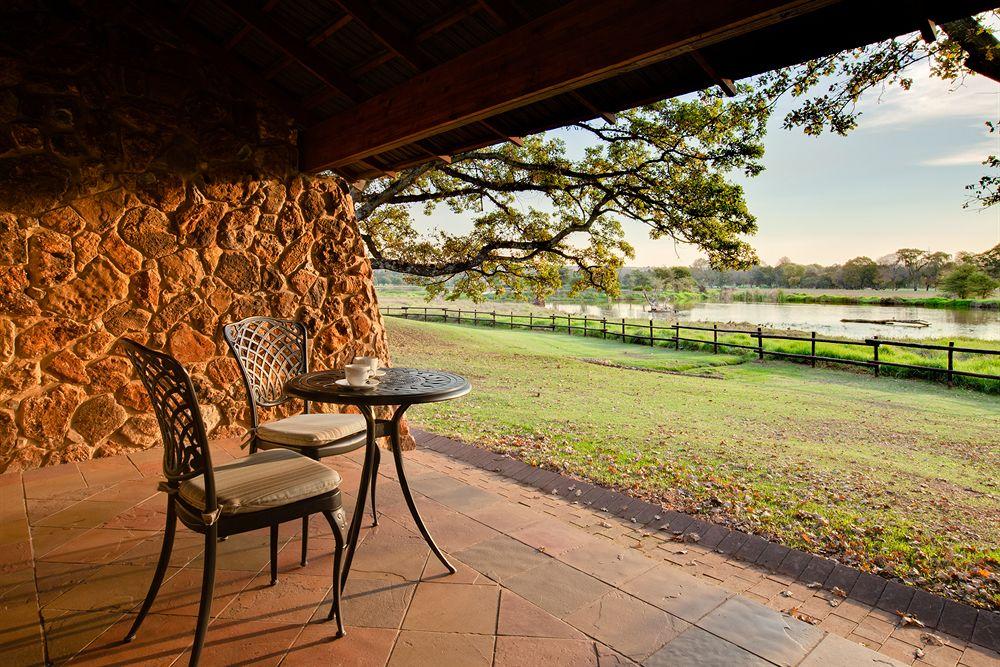 Irene Country Lodge, Autograph Collection Centurion Luaran gambar View from the lodge