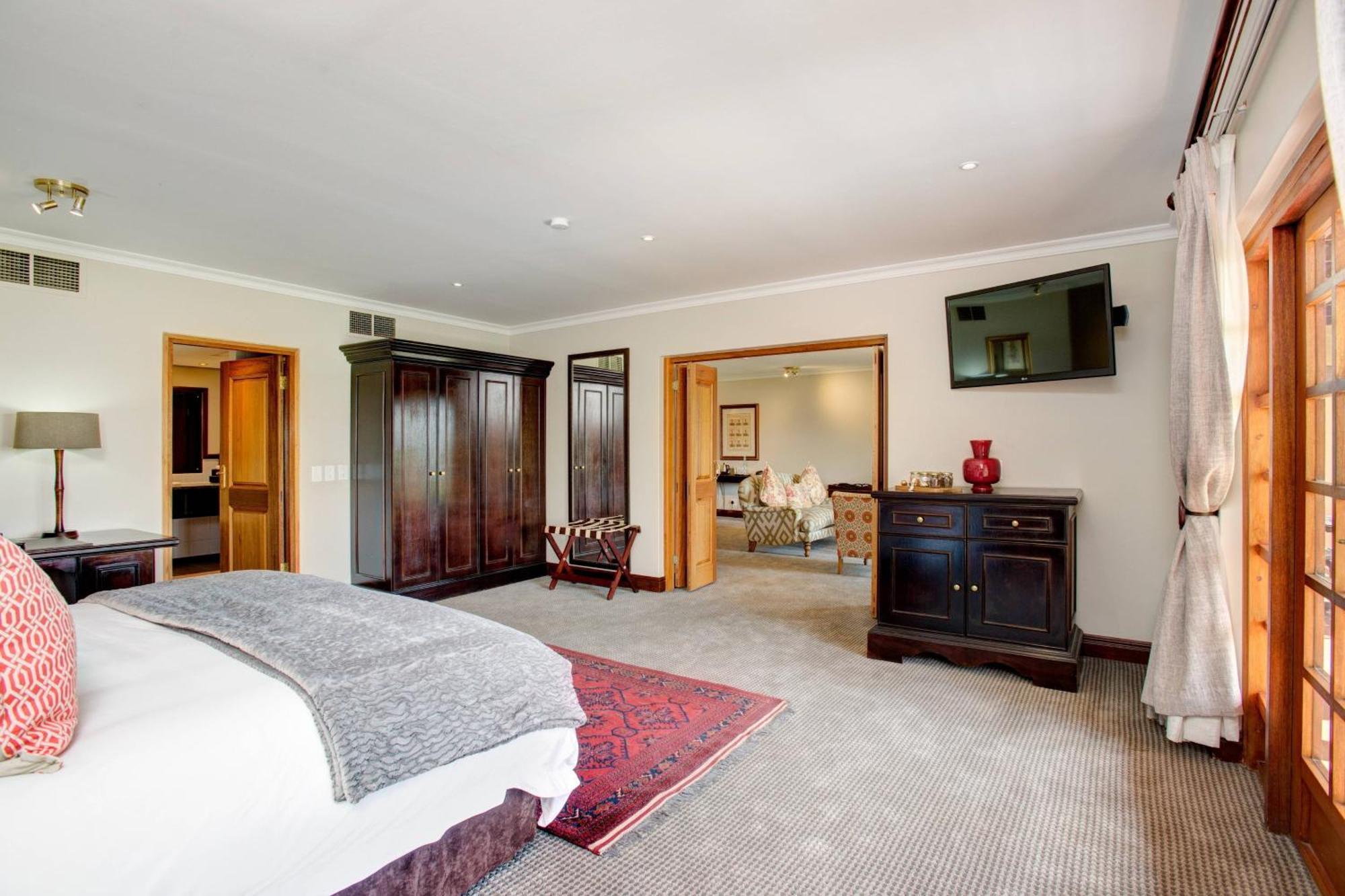 Irene Country Lodge, Autograph Collection Centurion Luaran gambar A bedroom at the Oyster Box