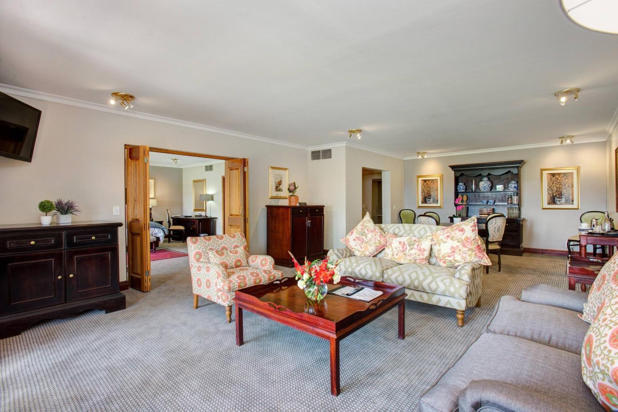 Irene Country Lodge, Autograph Collection Centurion Luaran gambar A suite at the hotel