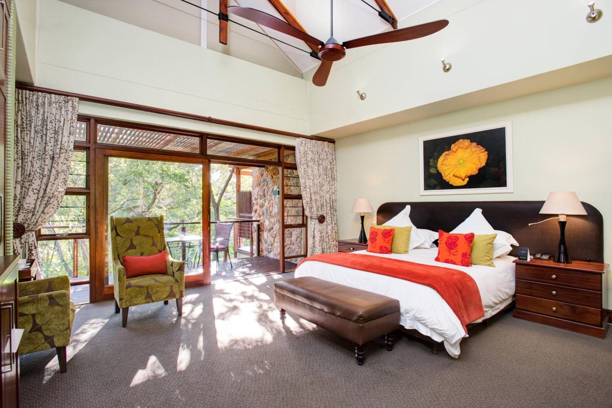 Irene Country Lodge, Autograph Collection Centurion Luaran gambar A bedroom at the Tintswalo Safari Camp